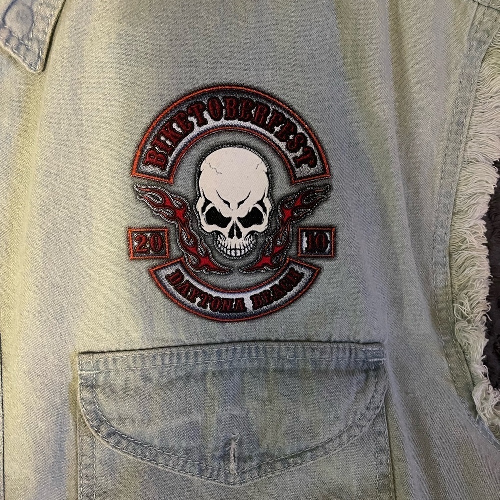 BIKERSEDGE 2010 OCTOBERFEST BIKEWEEK SLEEVELESS BUTTON-DOWN in XXL Vintage - Picture 10 of 17